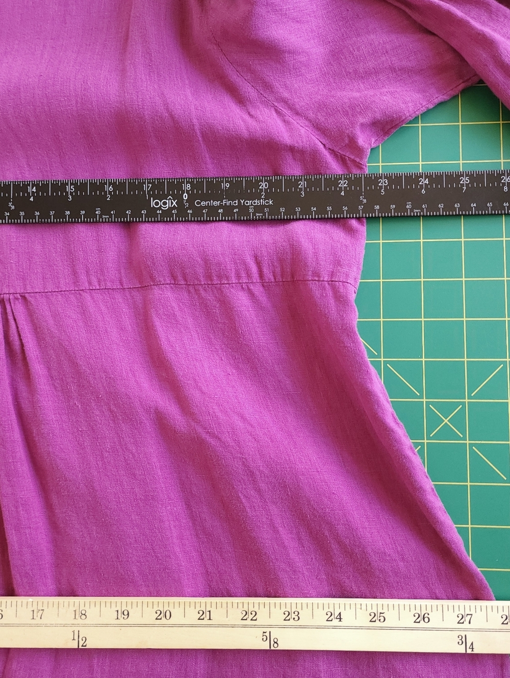 MATCH POINT Magenta Button-Front Linen Tunic - Picture 8 of 10